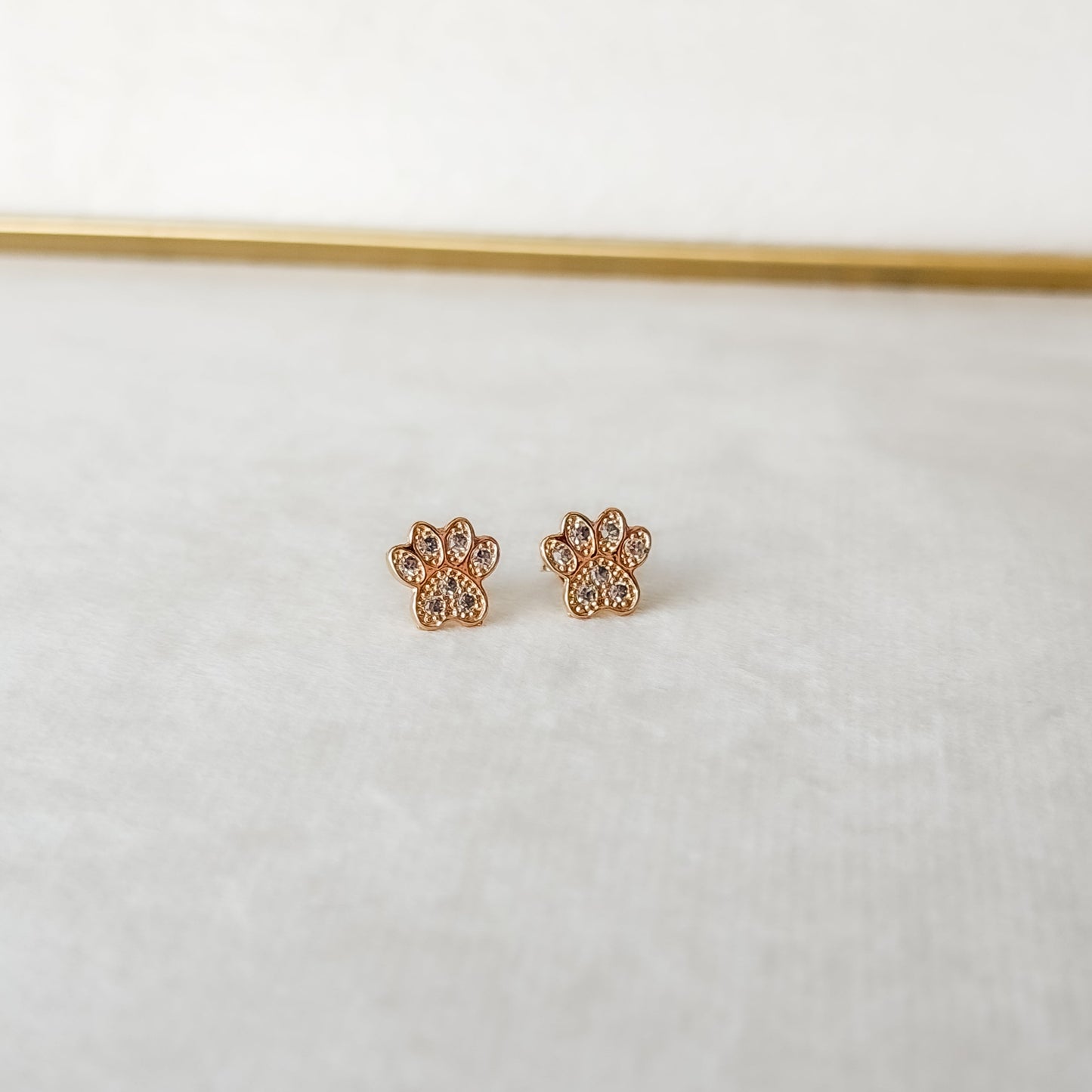 Paw Print Stud Earring