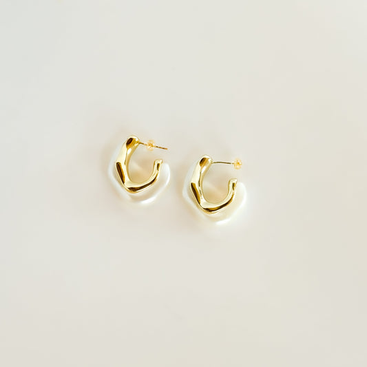 Isla Pearl Earring