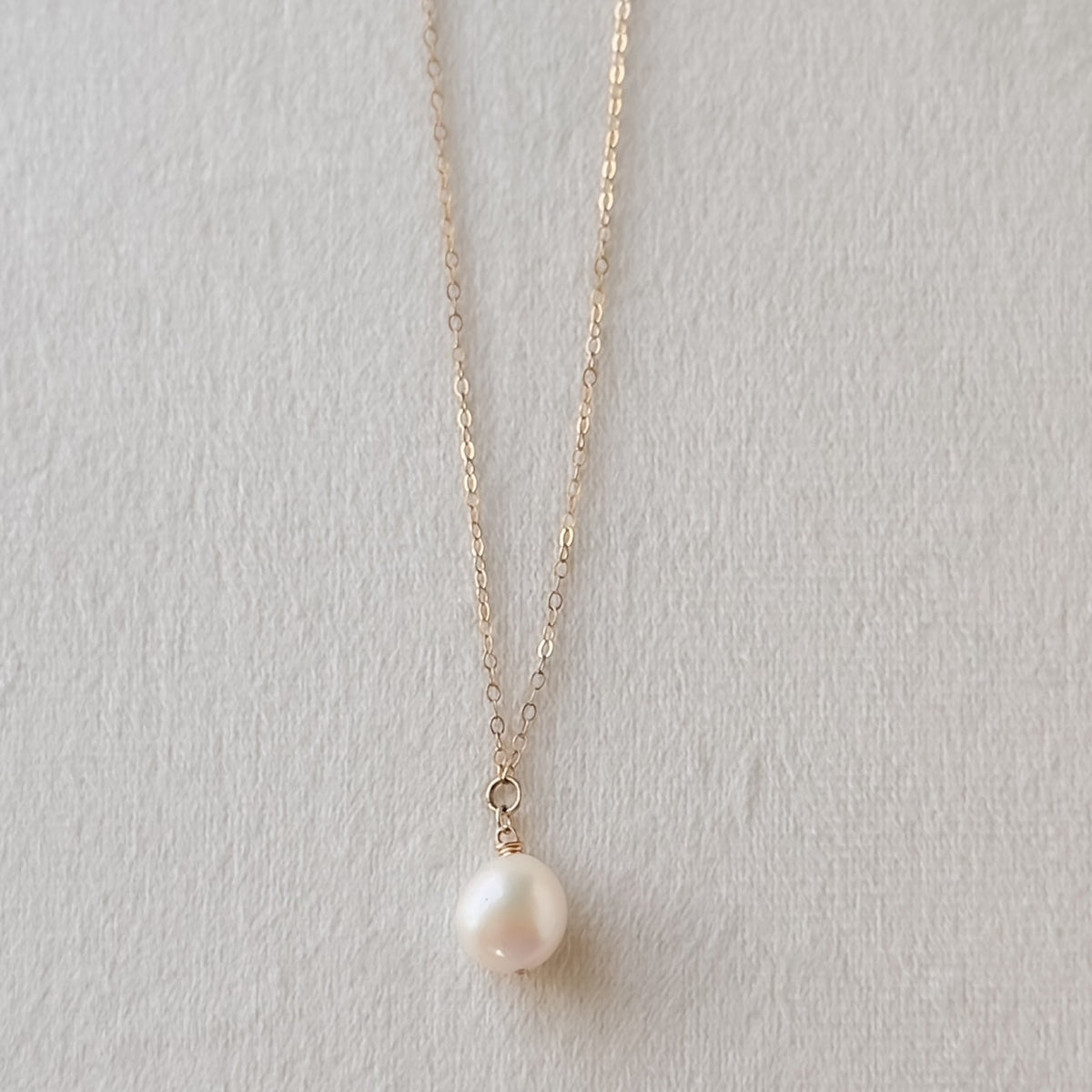 Dainty Pearl Necklace